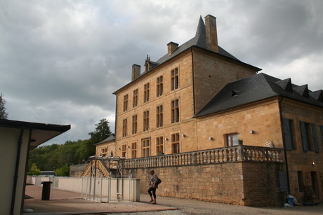 Chteau de Pelvzy - angle sud-est